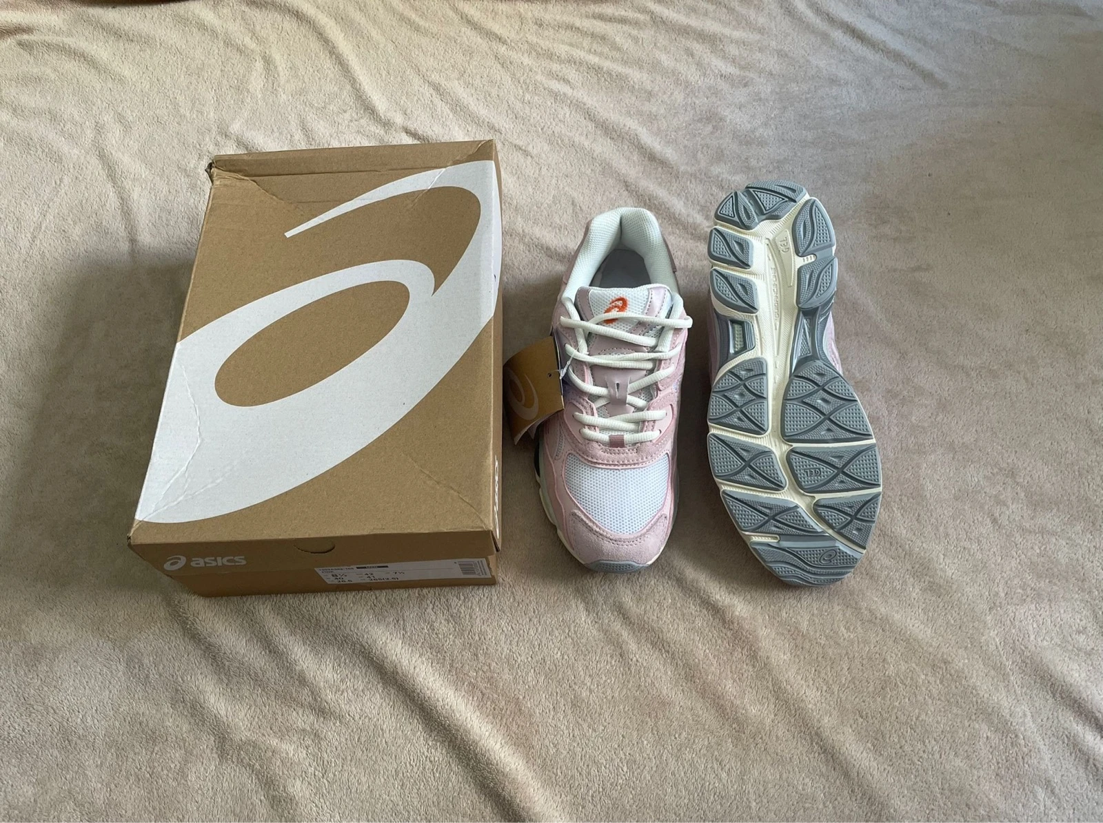 ASICS GEL Roses – Taille 41,5 – Très bon état – Running / Streetwear – photo 2